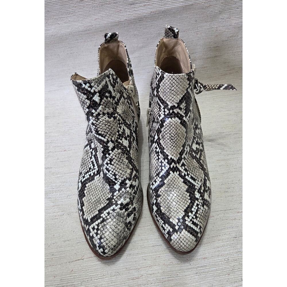 MIA Woman's Snakeskin Print Faux Leather Ankle Booties Side Zip Size 7